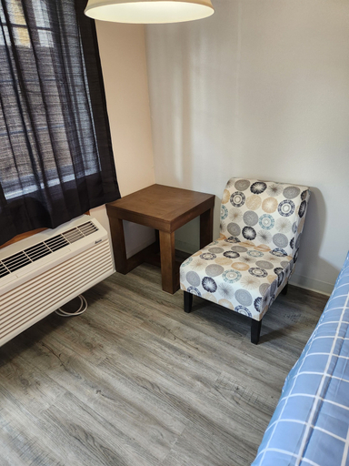 Others 4, Condotel Unit at Indian Point, Stone