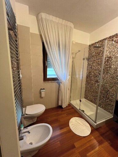 Bathroom 5, B&B Villa Rosa, Bari