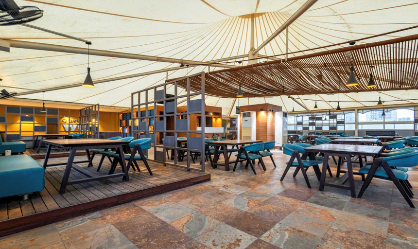 Food & Drinks 3, Treebo Blue Moon, Gandhinagar