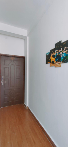 Others 4, GOMUKH HOTEL, Uttarkashi