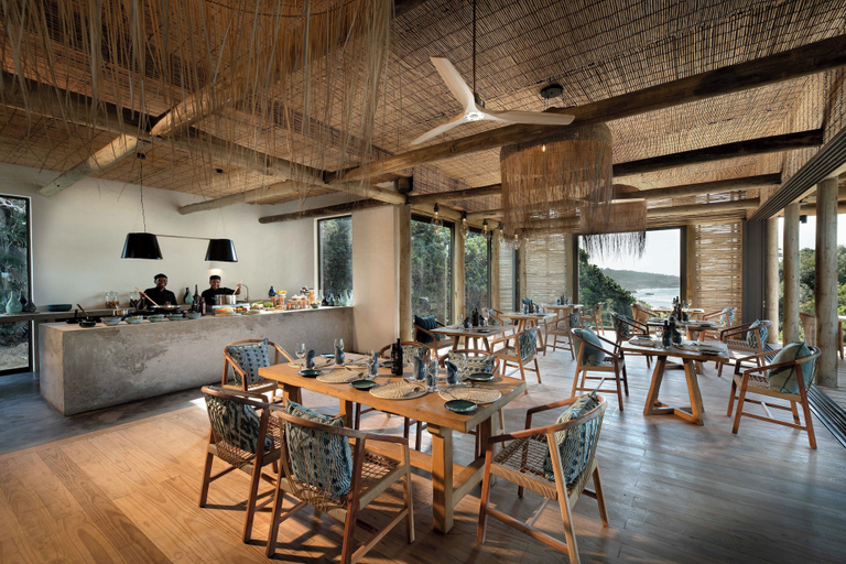 Food & Drinks 4, GweGwe Beach Lodge, O.R.Tambo