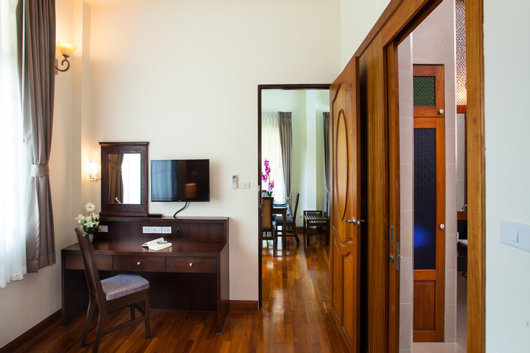 Bedroom 16