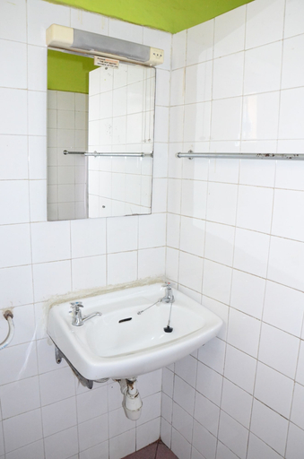 Bathroom 3, Hotel Southern Blue, Starehe
