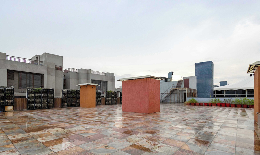 Exterior & Views 2, Treebo Blue Moon, Gandhinagar