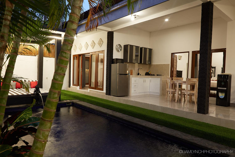 Others 1, Massive 6-bedroom Villa with 2 Pools, Badung