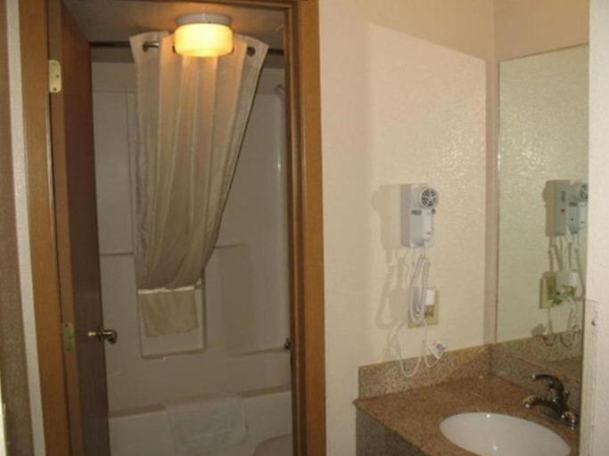 Bathroom 5