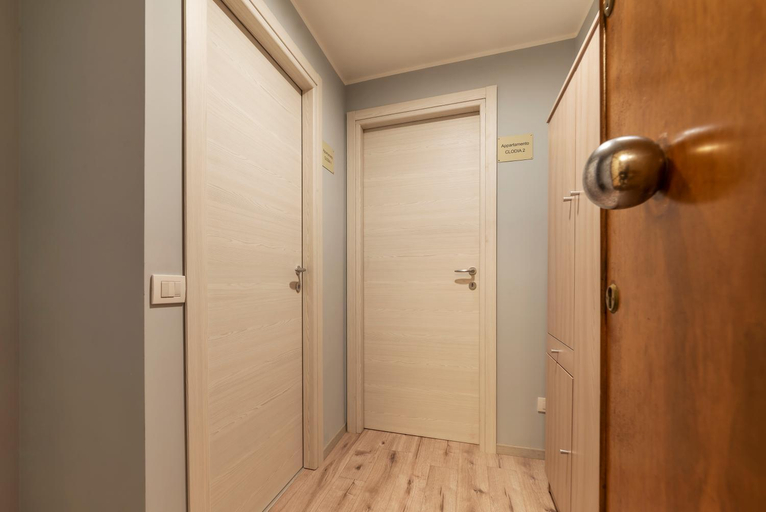Others 5, GuestHost - Clodia Apartments, Roma