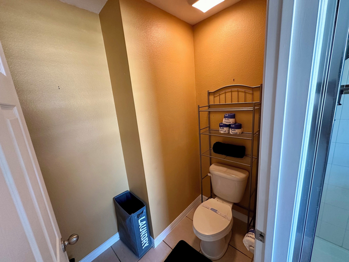 Bathroom 3, Spacious Fun & Convenient, Polk
