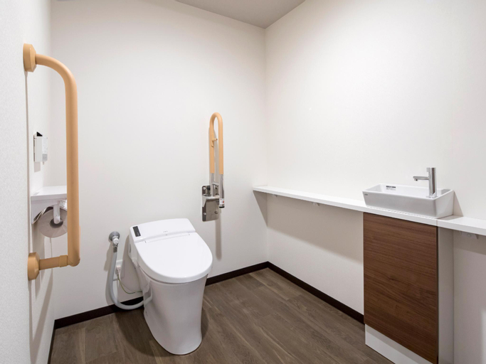 Bathroom 2