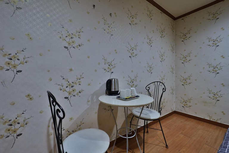 Others 2, Thema Motel, Sacheon