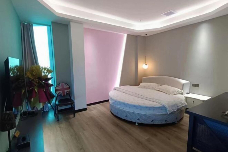 Bedroom 3, Urumqi Sundan Yakaifu Theme Hotel, Ürümqi