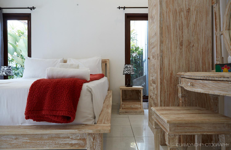 Others 4, Massive 6-bedroom Villa with 2 Pools, Badung