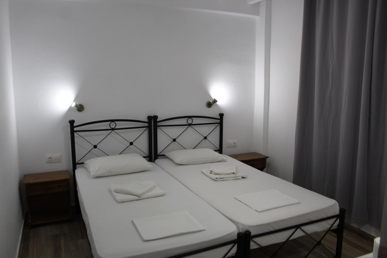 Bedroom 2, Zeus Hotel, North Aegean