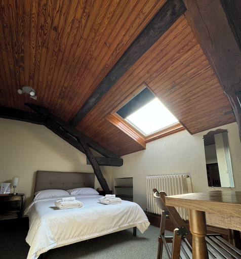 Bedroom 4, Hôtel de France et de Russie, Dordogne