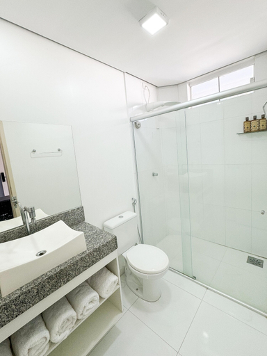 Bathroom 3, Yes Hotel, Sapezal