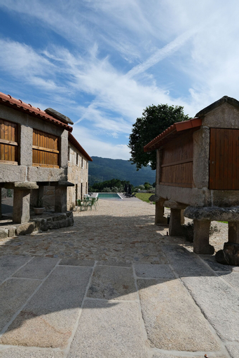 Exterior & Views 2, JADS Guesthouse, Montalegre