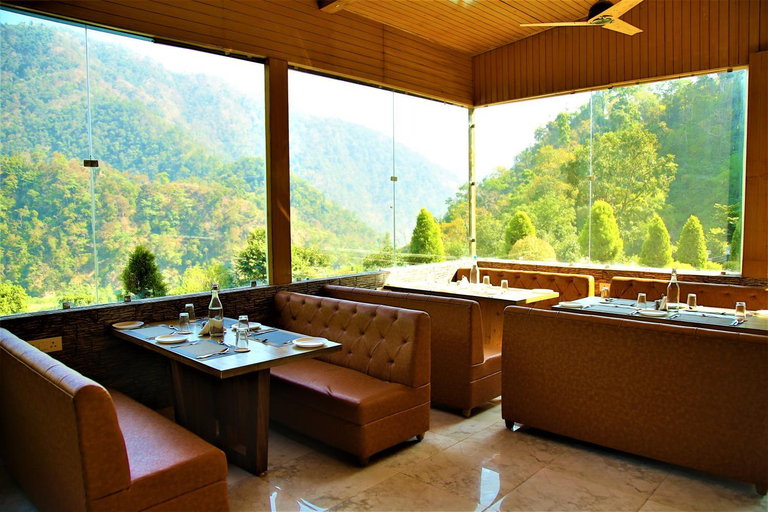 Food & Drinks 5, HOA Resort, Mountain View with Infinity Pool, Tehri Garhwal