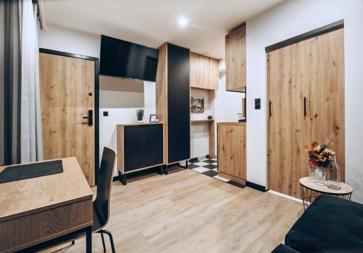 Others 5, Bedthoven lofts you! Self Check-in & Parking, Tychy City