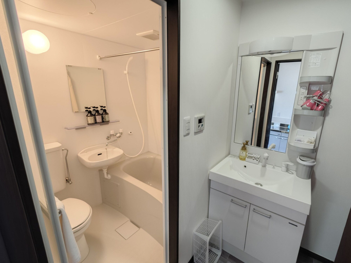 Bathroom 3, AMAWARI HOTEL, Uruma
