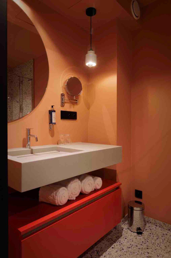 Bathroom 3, M-Street art lodging - Self check-in, Vlaams Brabant