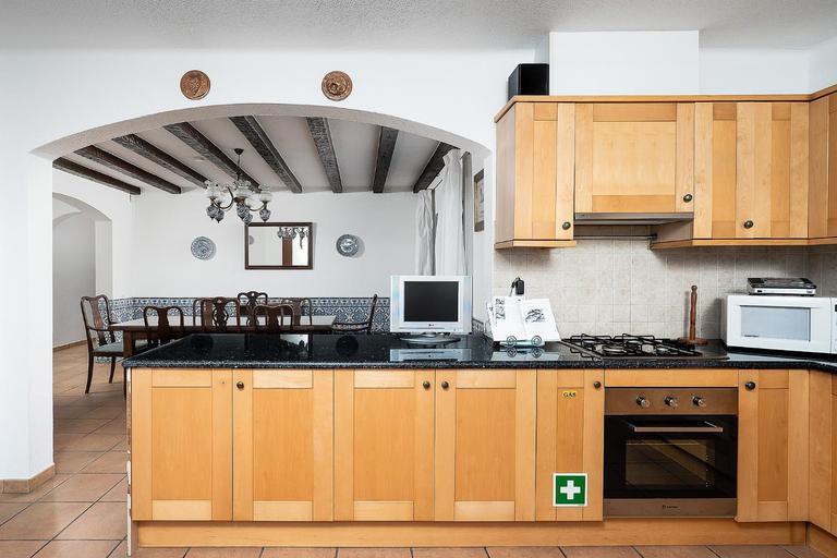 Kitchen 5, Casa Branca, Lagoa