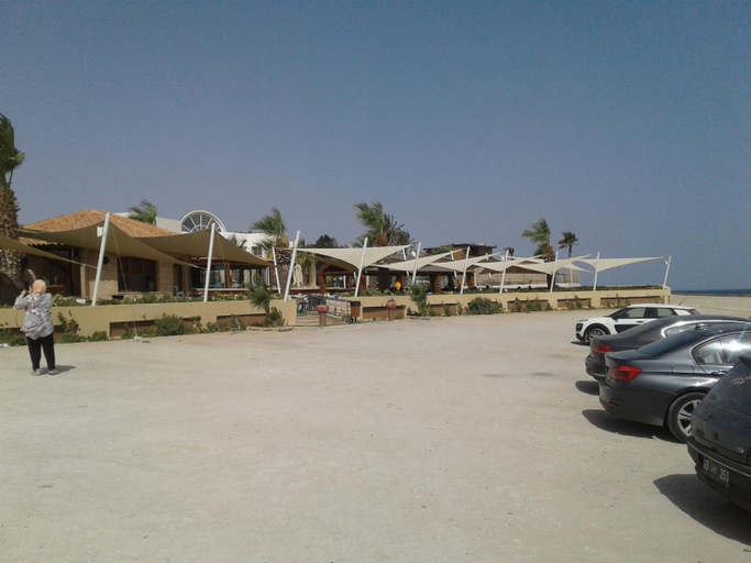 Food & Drinks, Duplex pied dans l'eau avec magnifique vue sur mer, Monastir