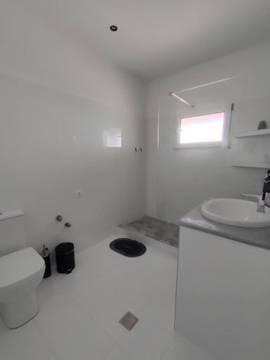Others 4, HARBOUR ROOMS, Central Macedonia