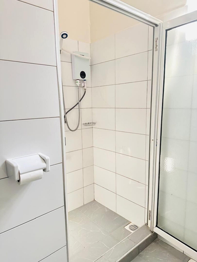 Bathroom 3, LivLuxe Apartments 3, Kampala