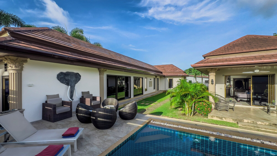 Exterior & Views 2, Garden bungalows 4br with private pool, Pulau Phuket