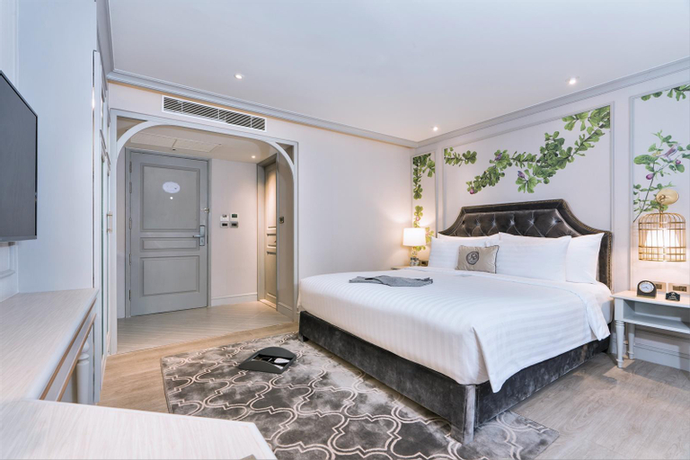 Bedroom 8