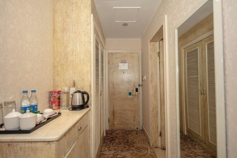 Bathroom 4, Huchuan Hotel, Wenzhou