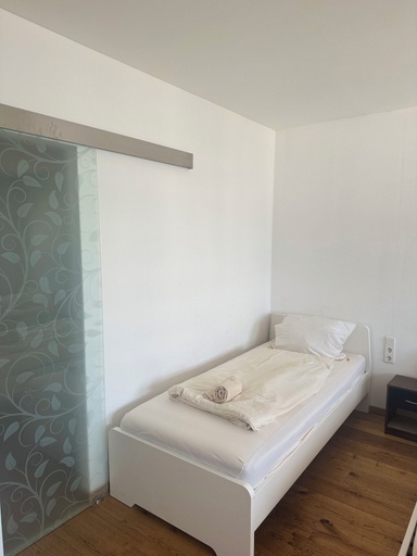 Bedroom 2, Shirdel Pension, Eichstätt