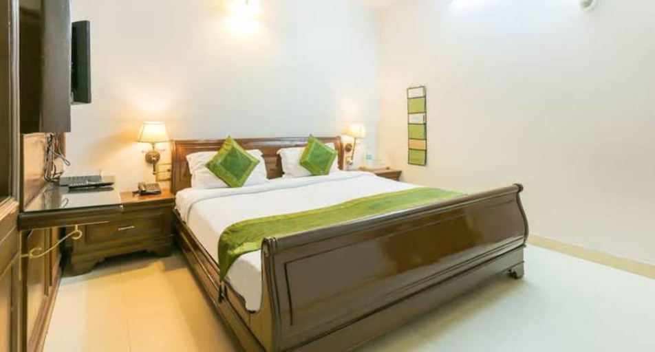 Bedroom 2, Goroomgo Shanta Inn Lucknow, Lucknow