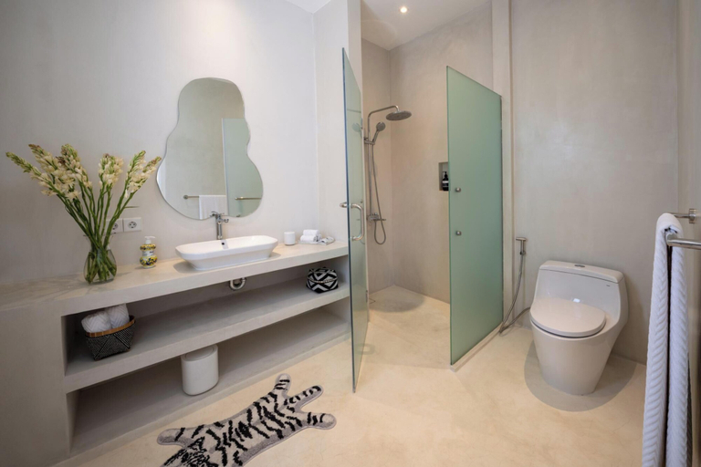 Bathroom 4, Villa Manis Cantik, Badung