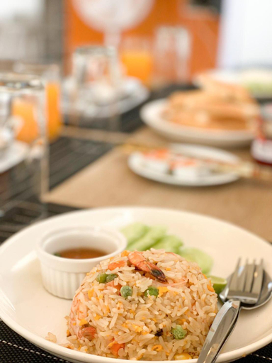 Food & Drinks 5, DOO KHAO, Non Din Daeng