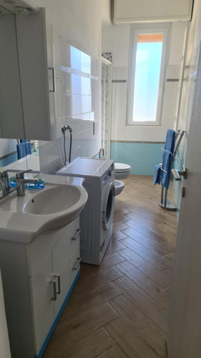 Bedroom 2, La Rinascita, Savona