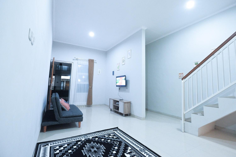 Others 3, Villa Grand Park Dau 3 bedroom, Malang
