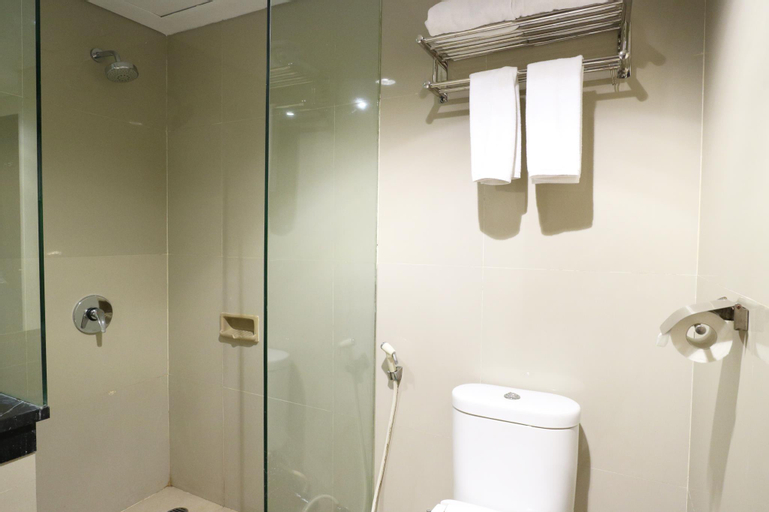 Bathroom 21