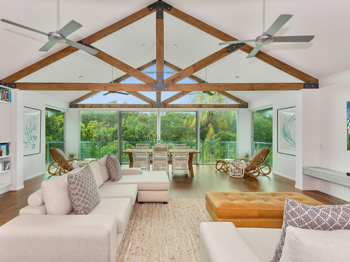 Others 5, Stunning Beachfront On She oak, Tweed - Tweed-Heads