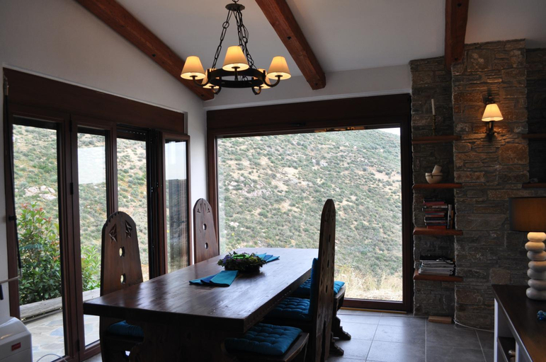 Others 4, Villa Pebbles, Central Greece