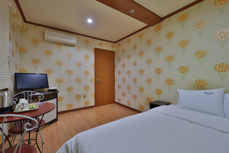 Others 3, Thema Motel, Sacheon