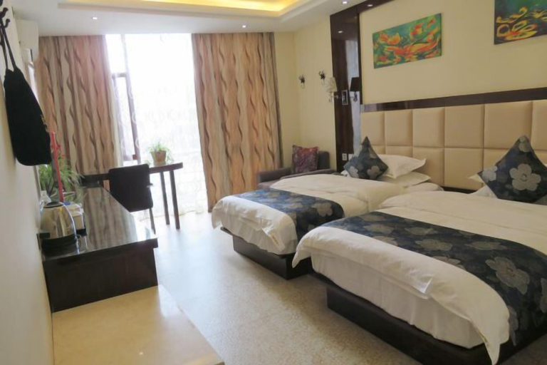 Bedroom 2, Binxing Holiday Hotel, Qujing