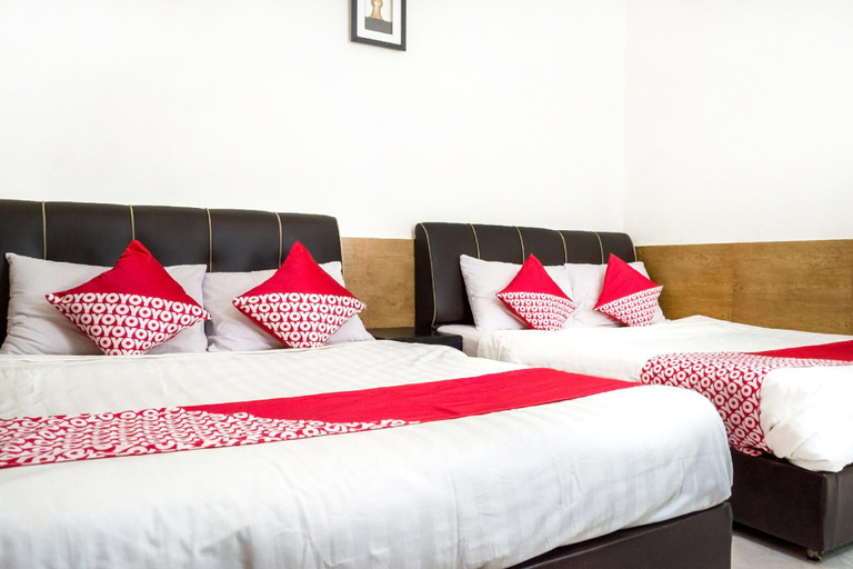 Bedroom 3, Capital O 664 Romance Hotel, Batam
