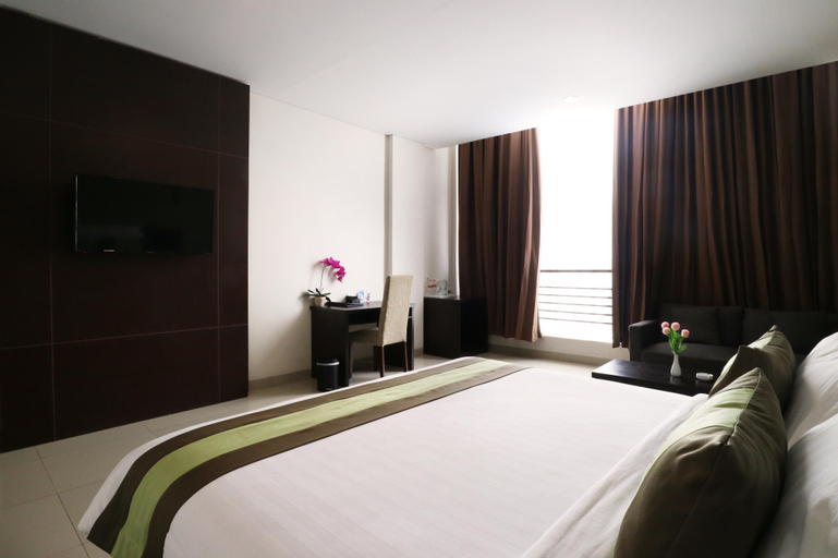 Bedroom 16