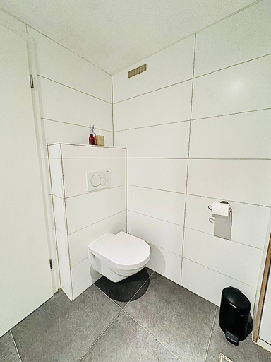 Bathroom 2, Cosy Studio in city center, Luxembourg