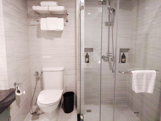 Bathroom 17