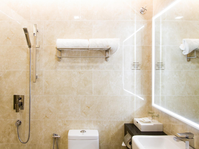 Bathroom 4