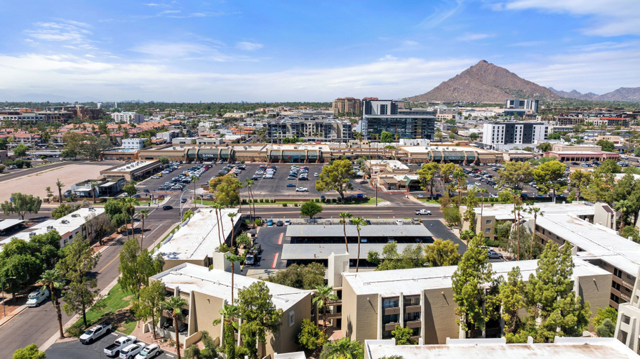Others 4, Primo Scottsdale Location w Heated Pool, Maricopa