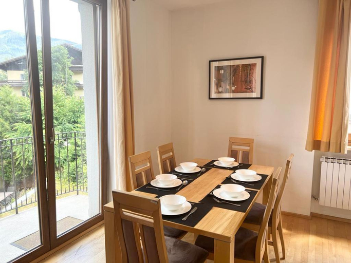 3, Four Seasons Getaway, Zell am See