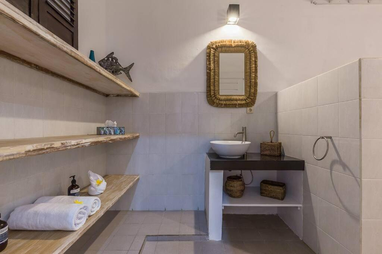 Others 3, Central & Charming 3bedr with private pool, Badung